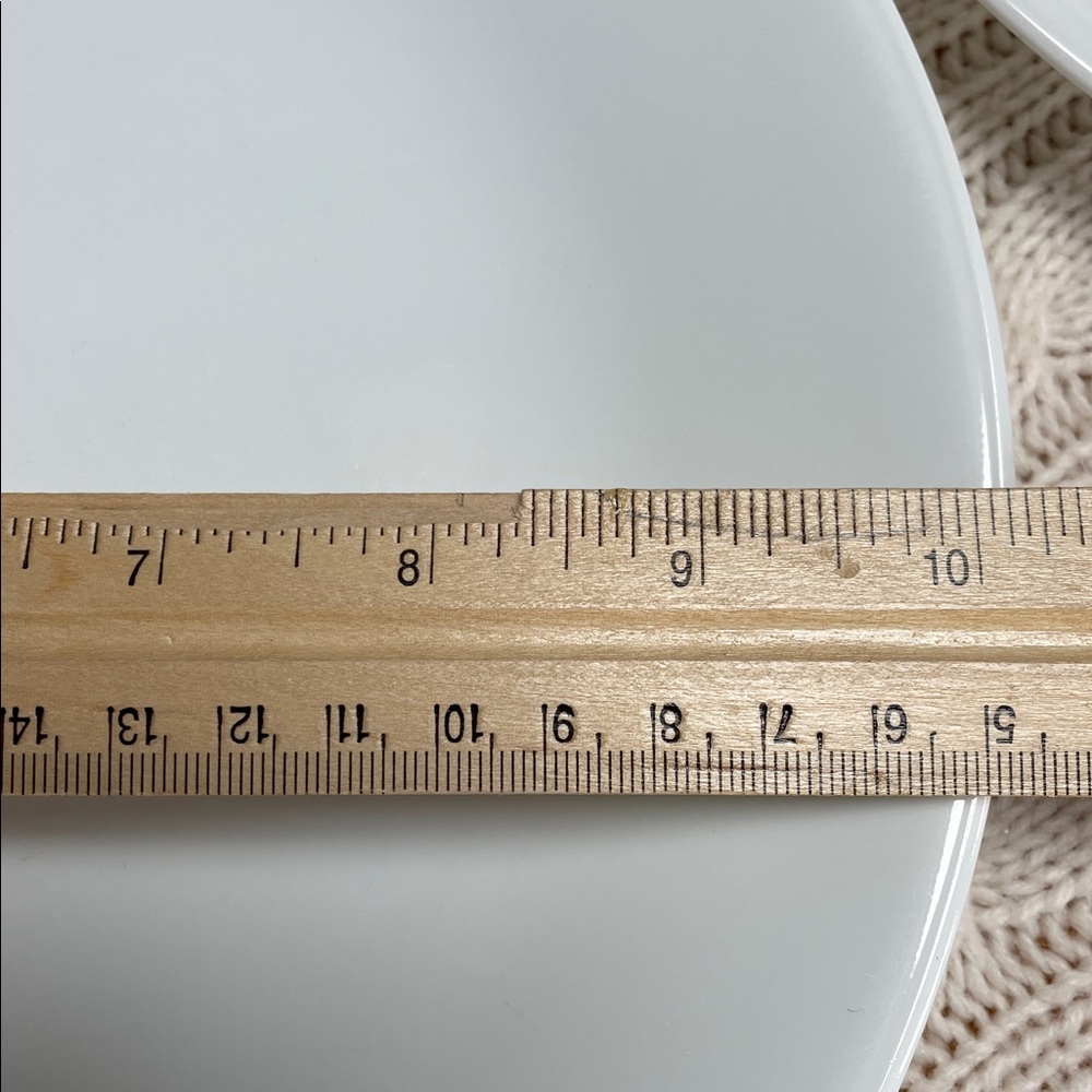 4 Corelle by Corning Classic White Frost Dinner Plate Set. Measurements in pics - Picture 8 of 9